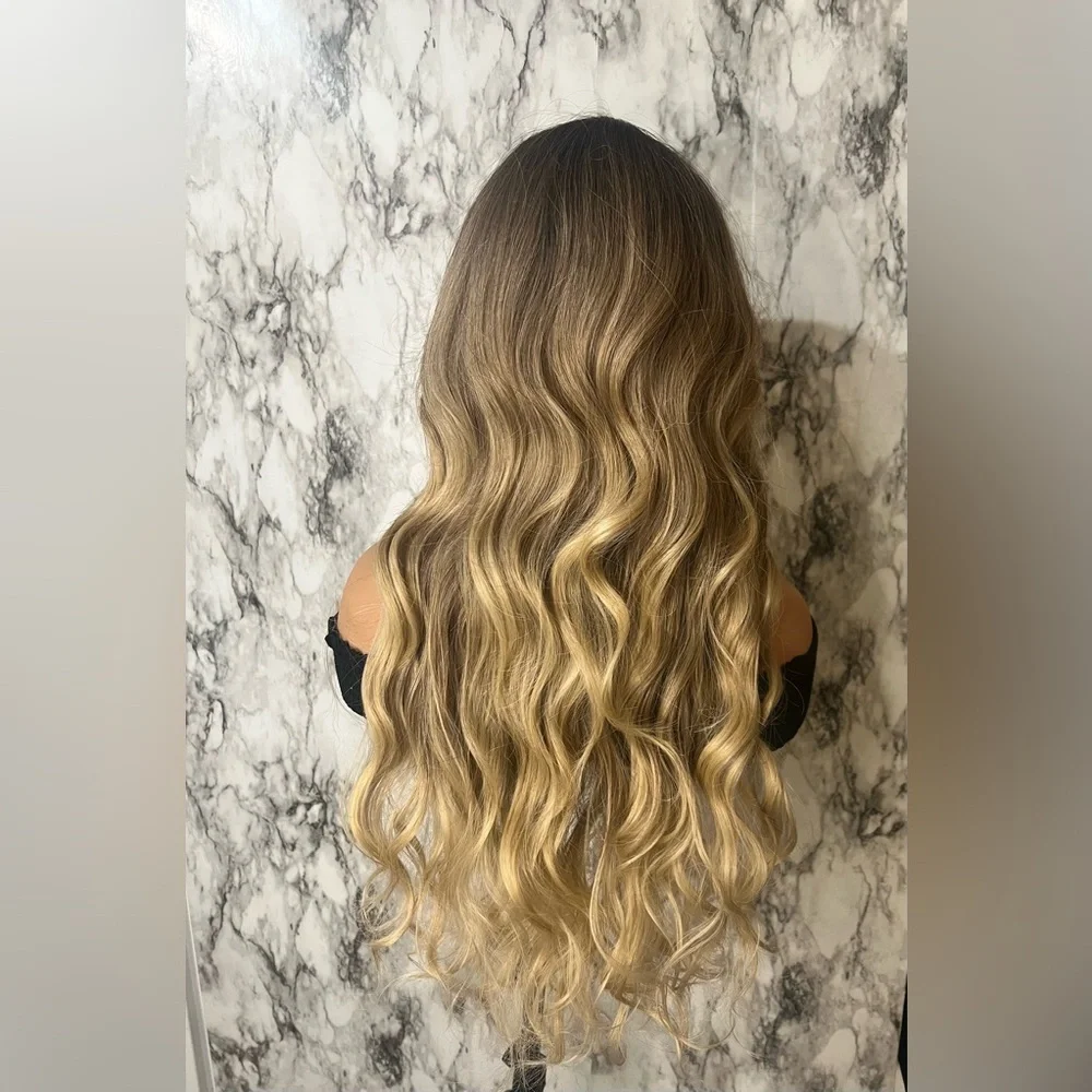 24 Inch Ombre Brown Rooted & Blonde highlights Wavy Hair with bangs  Lon… - Picture 11 of 11